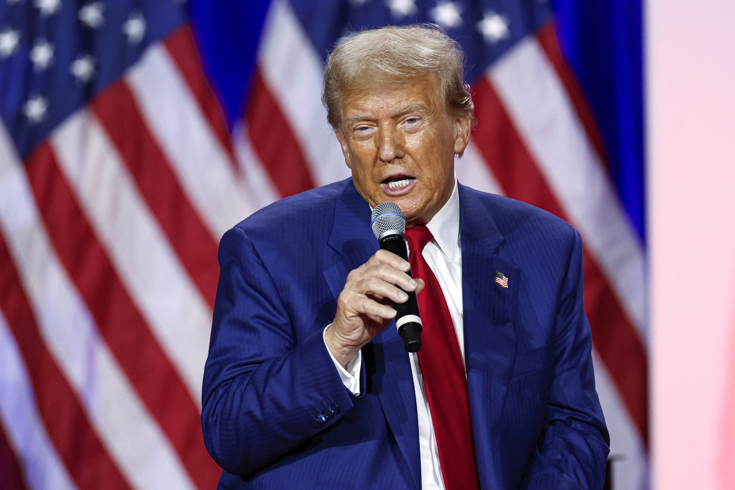 Donald Trump Jr. có thể tranh cử tổng thống kế nhiệm cha vào năm 2028