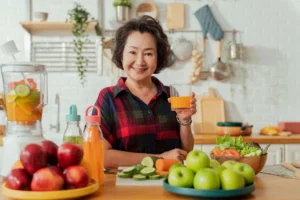 Chế Độ Dinh Dưỡng Lành Mạnh Cho Phụ Nữ Mãn Kinh